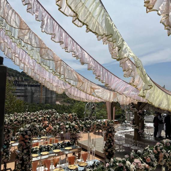 b8363dcb-cc85-408a-83fa-1a6bfd419ed0